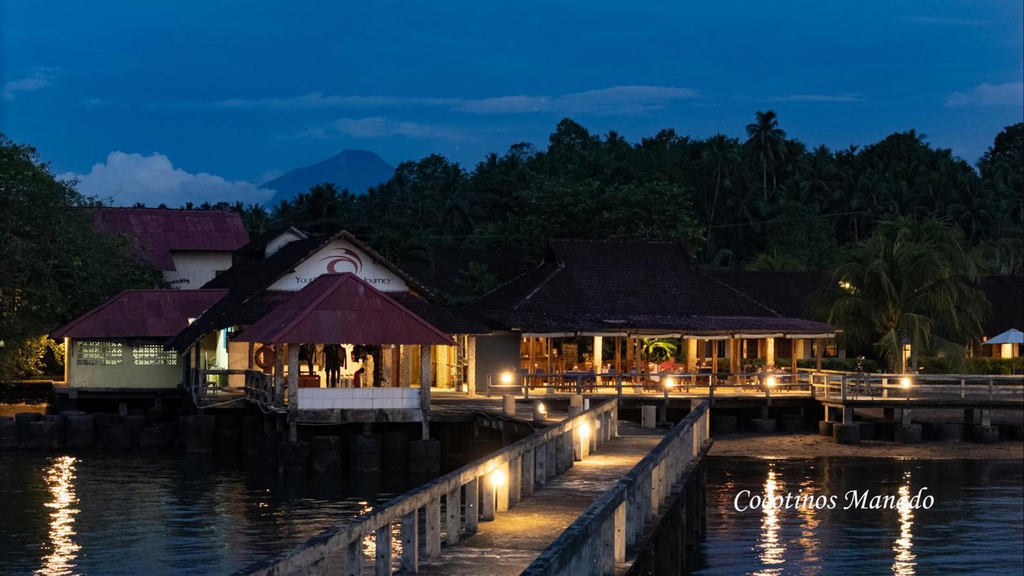 Cocotinos Manado Hotel Luaran gambar
